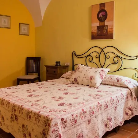 El Fuentarro Holiday home *